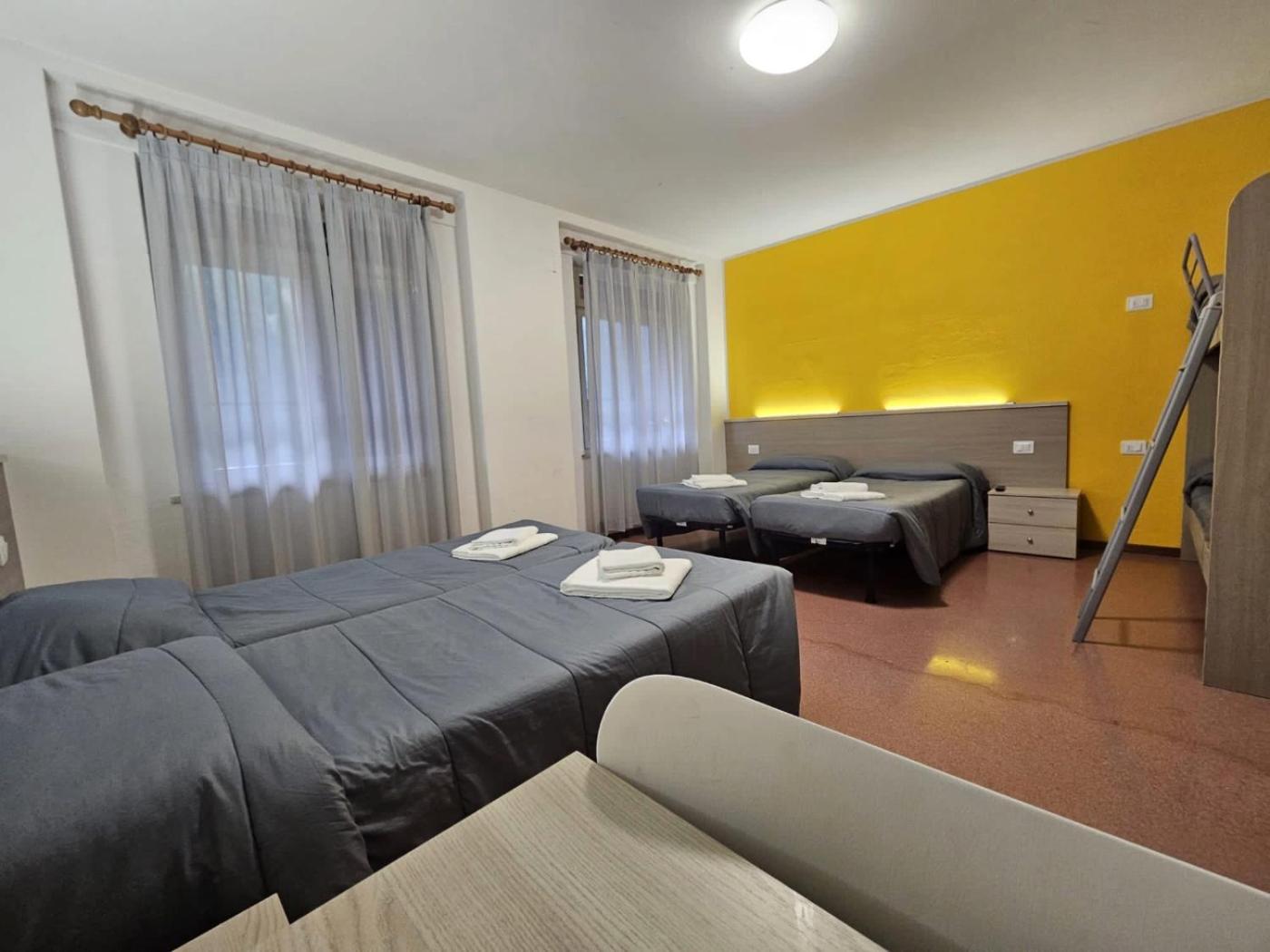 Bella Italia & Efa Village Forni Avoltri Exteriör bild