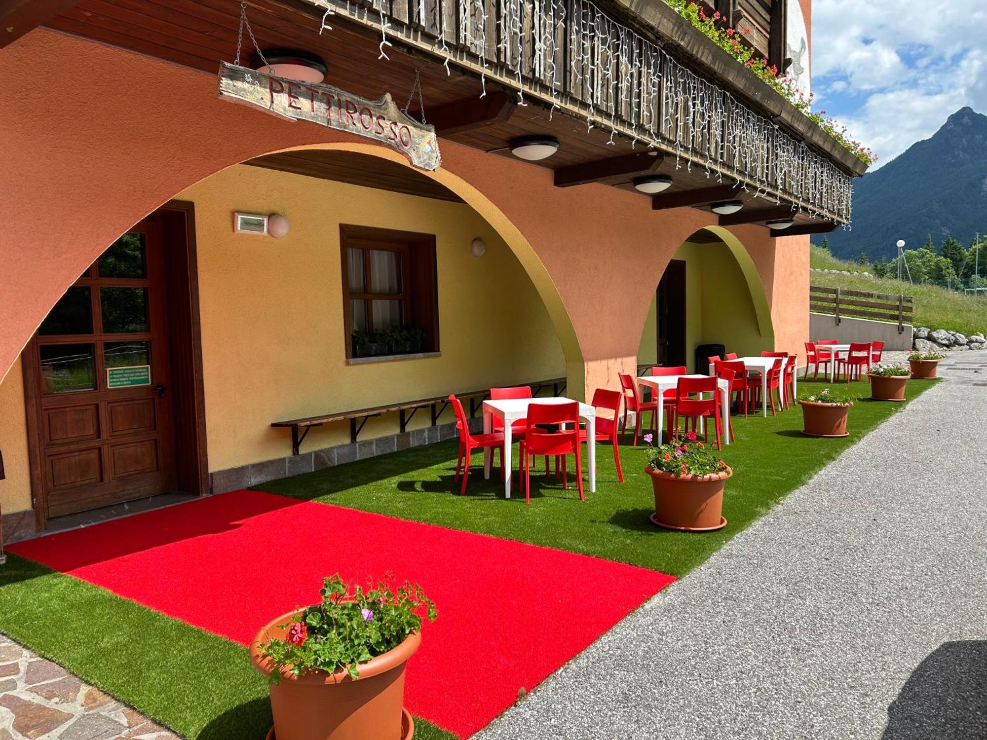 Bella Italia & Efa Village Forni Avoltri Exteriör bild