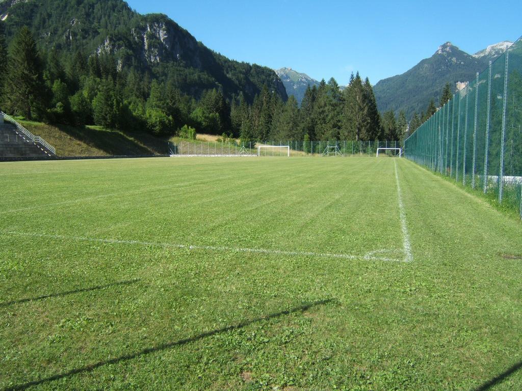 Bella Italia & Efa Village Forni Avoltri Exteriör bild